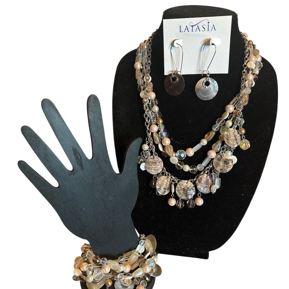 Earthy, Beachy  Necklace Set